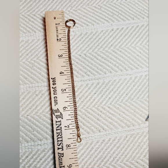 Elegant Gold Watch Chain - Picture 4 of 5